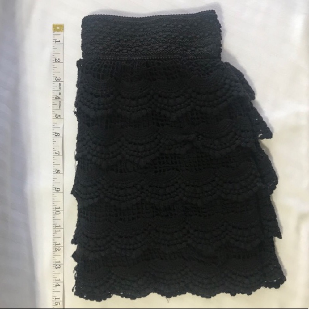 Crochet Lace Shorts - Black